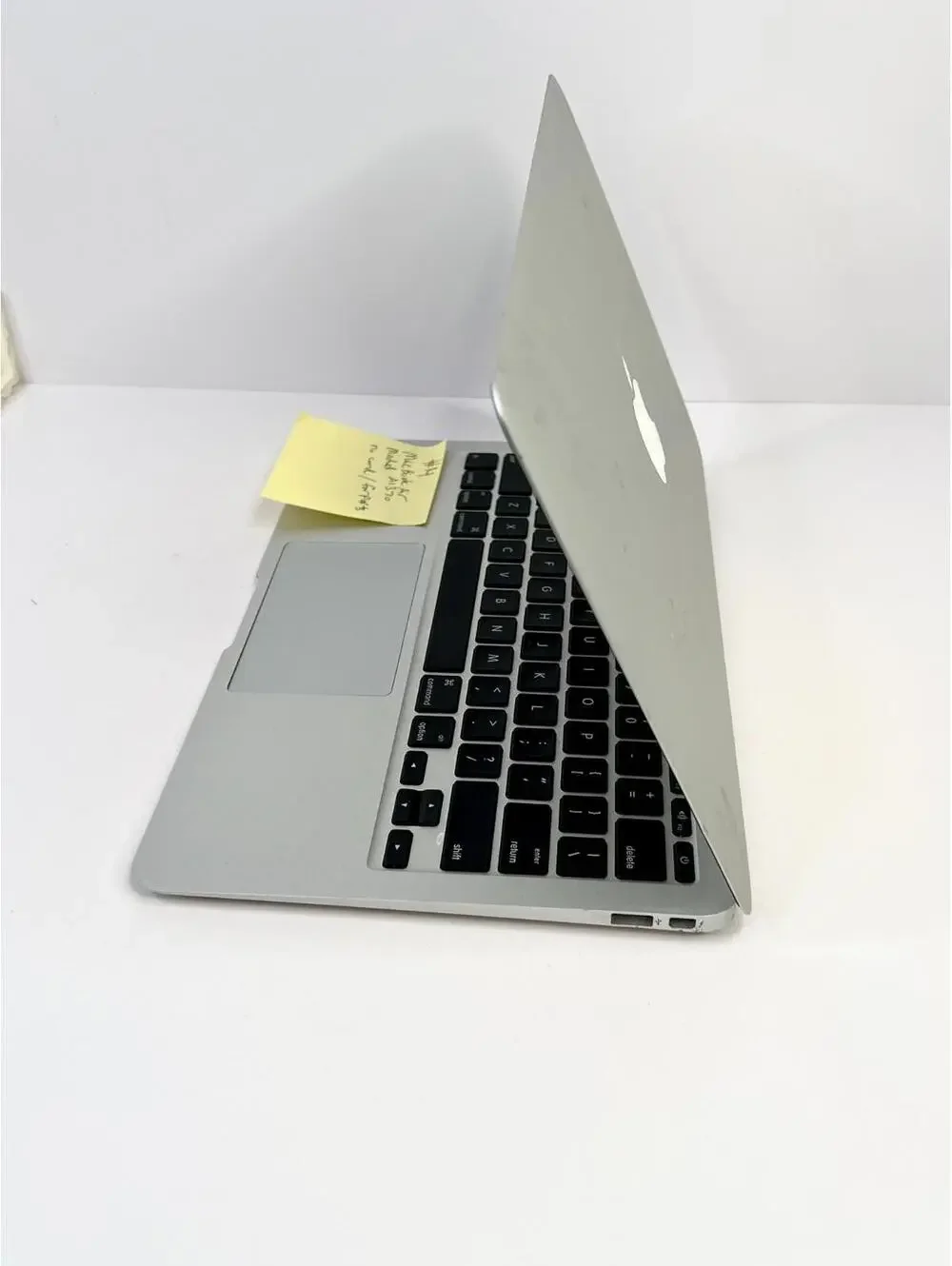Apple MacBook Air (11-inch, Model-A1370) Laptop *Selling for Parts (#14)